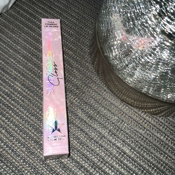 Jeffree Star Cosmetics Supreme Gloss Lip Gloss More Than Friends NEW - Picture 3 of 4